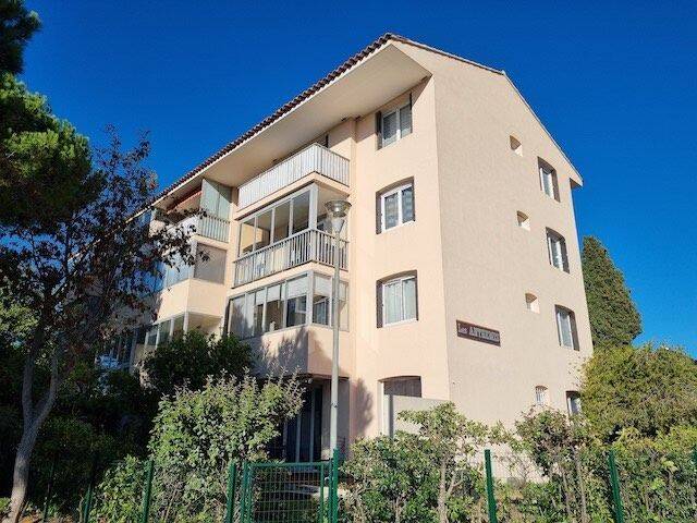 Appartement 2 pièces 45 m² · à Sanary-sur-Mer · 44,7 m² · 833 €