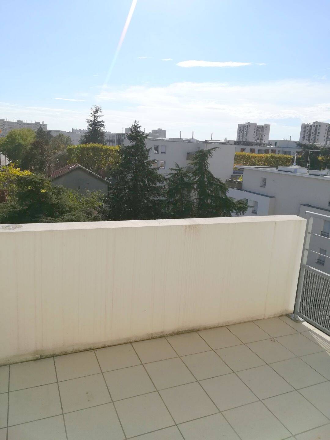 Appartement 3 pièces 74 m² · à Saint-Priest · 73,9 m² · 940 €