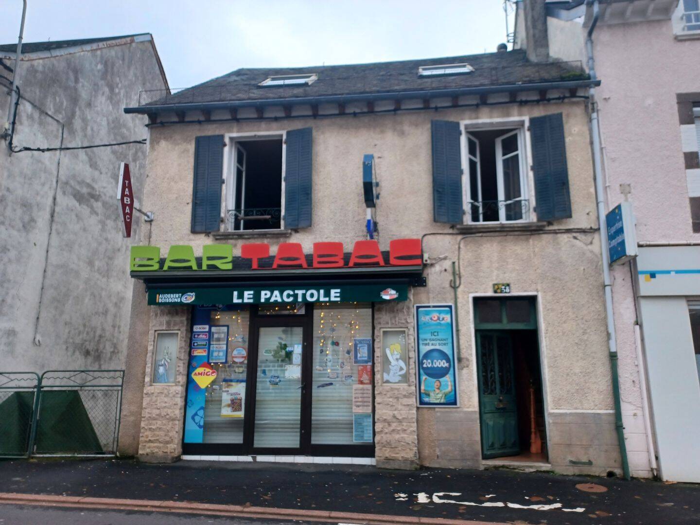 Maison 6 pièces 150 m² · à Mauriac · 150 m² · 49 500 €
