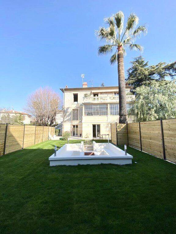 Appartement 3 pièces 80 m² · à Nice · 80 m² · 2 600 €/mois