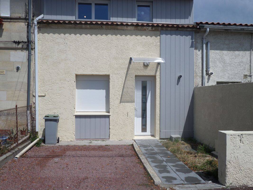 Maison 4 pièces 81 m² · à Ludon-Médoc · 81 m² · 875 €