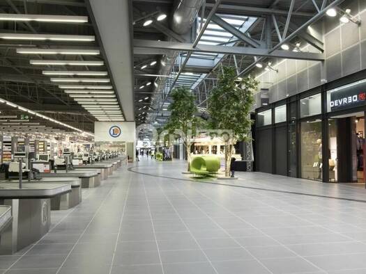 Local commercial à louer 1 672 € 68 m² de surface de vente Saint-Gaudens 31800