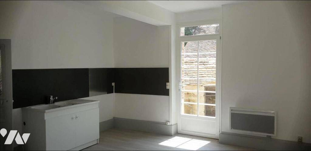 Maison 2 pièces 45 m² · à Ferrières-en-Gâtinais · 45 m² · 559 €