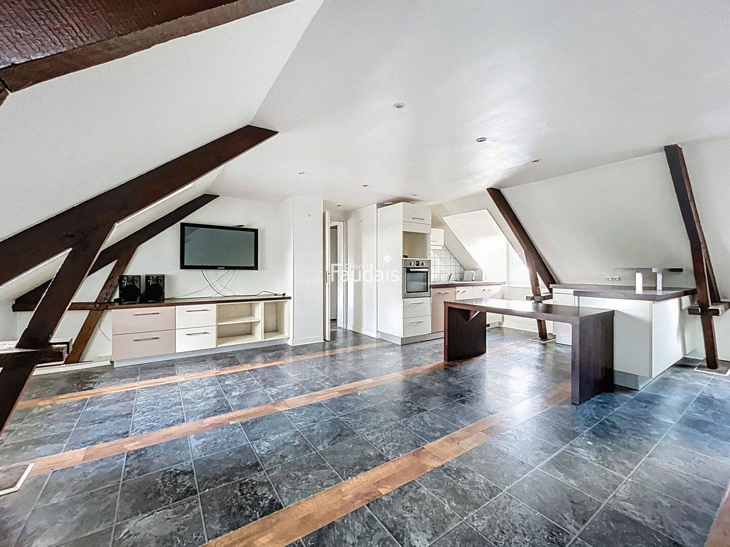 Appartement 3 pièces 44 m² · à Saint-Lô · 44,1 m² · 565 €