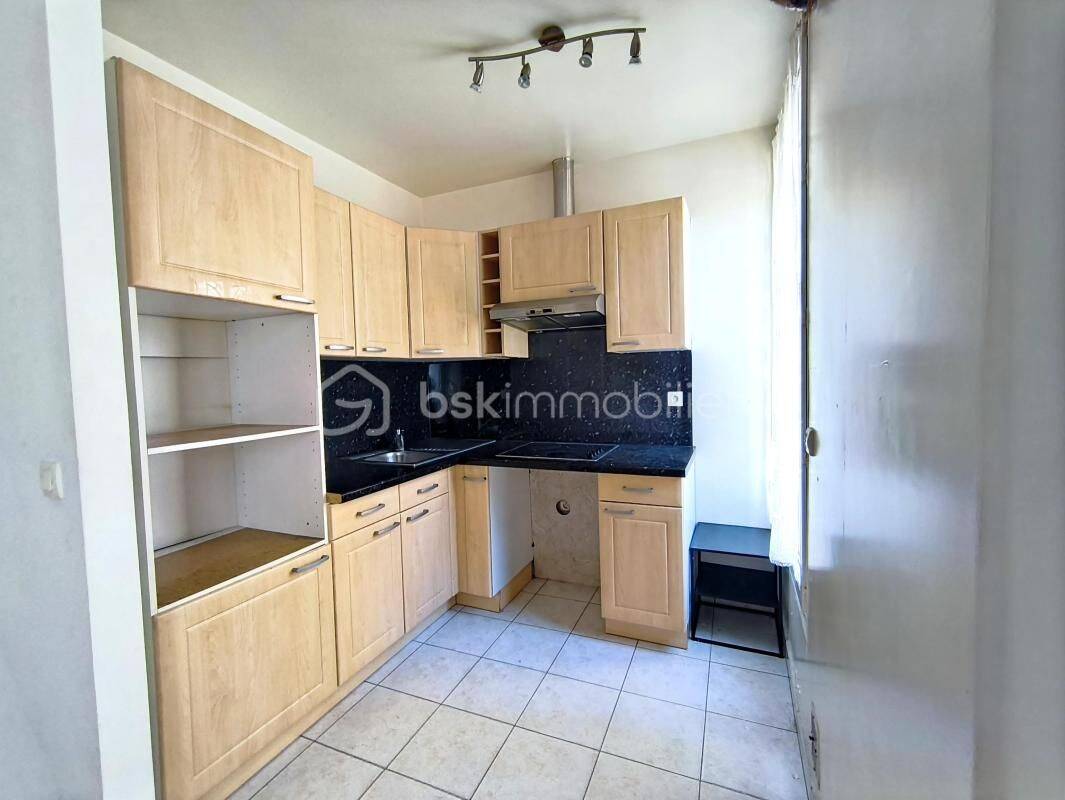 Appartement 1 pièce 27 m² · à Paris 14ème Arrondissement · 27 m² · 250 000 €