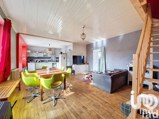 Maison à vendre 269 500 € 5 pièces 3 chambres 125 m² 300 m² de terrain Riantec 56670