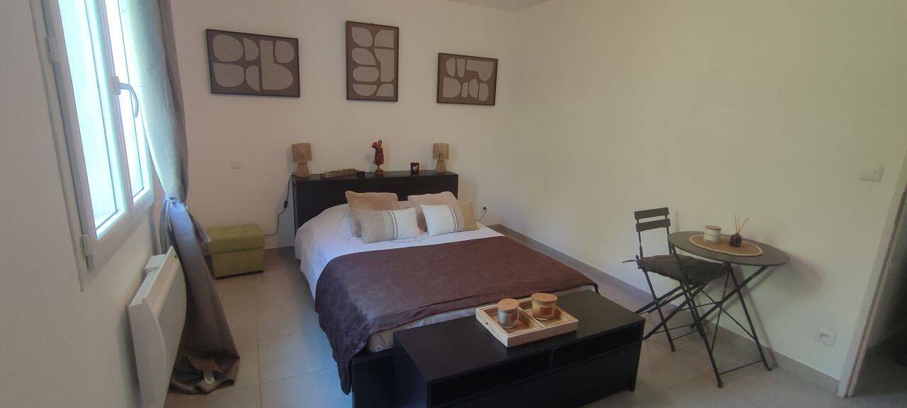 Appartement 1 pièce 15 m² · à Saint-Christol-lès-Alès · 15 m² · 400 €