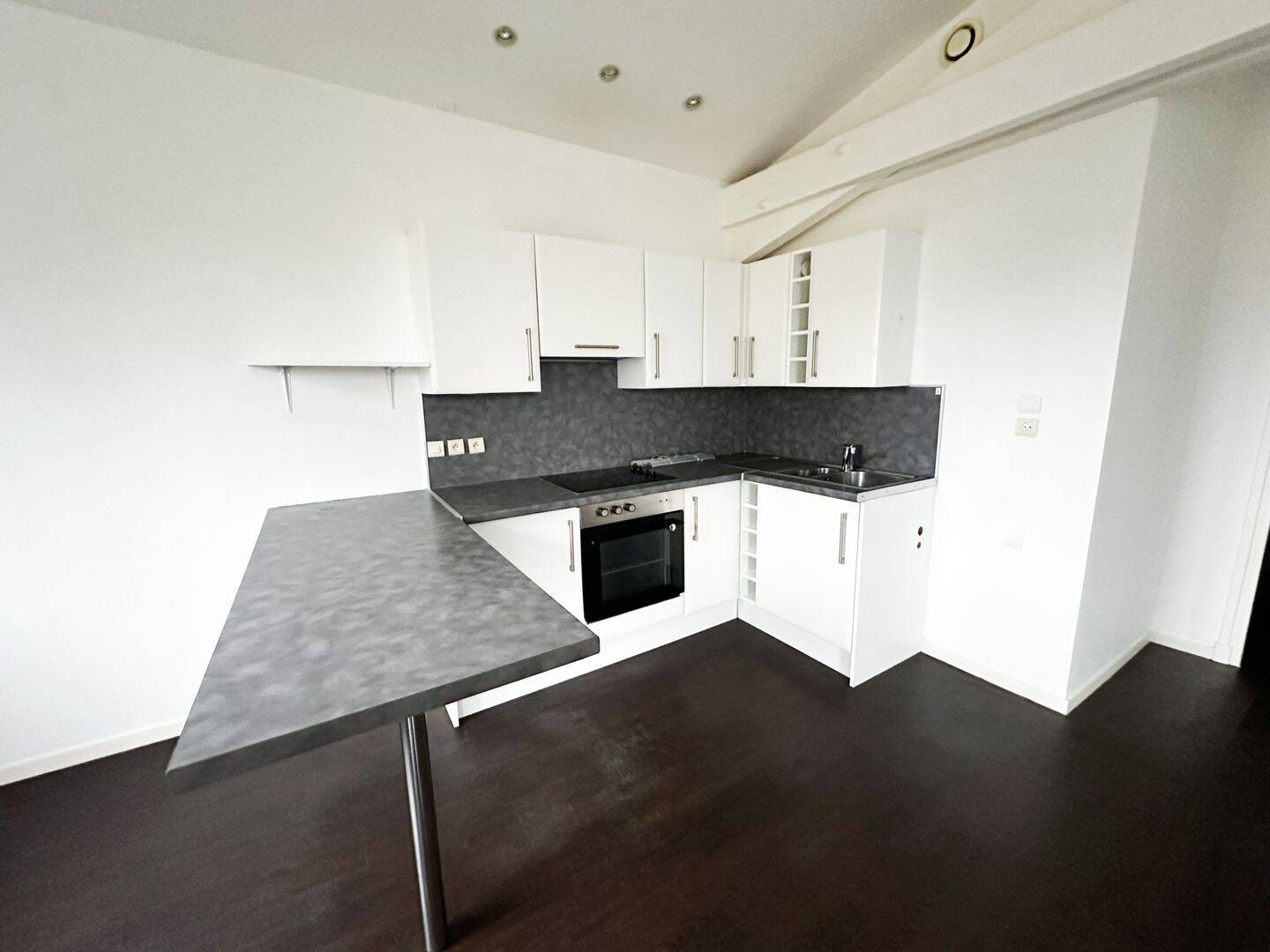 Appartement 3 pièces 56 m² · à Saint-André-lez-Lille · 56,2 m² · 175 000 €