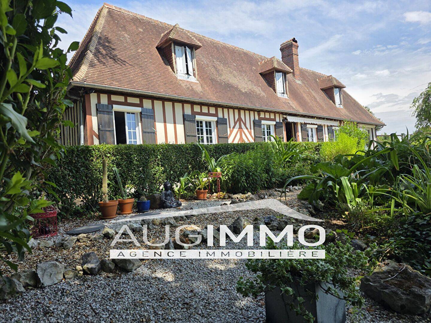 Maison 7 pièces 125 m² · à Lisieux · 125 m² · 349 000 €