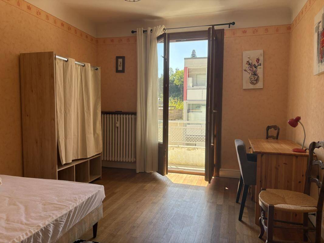 1 pièce 14 m² · à Chambéry · 14 m² · 540 €/mois