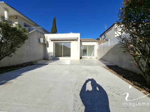 Maison de plain-pied à vendre 315 000 € 4 pièces 3 chambres 83 m² 269 m² de terrain Centre Ville Baillargues 34670