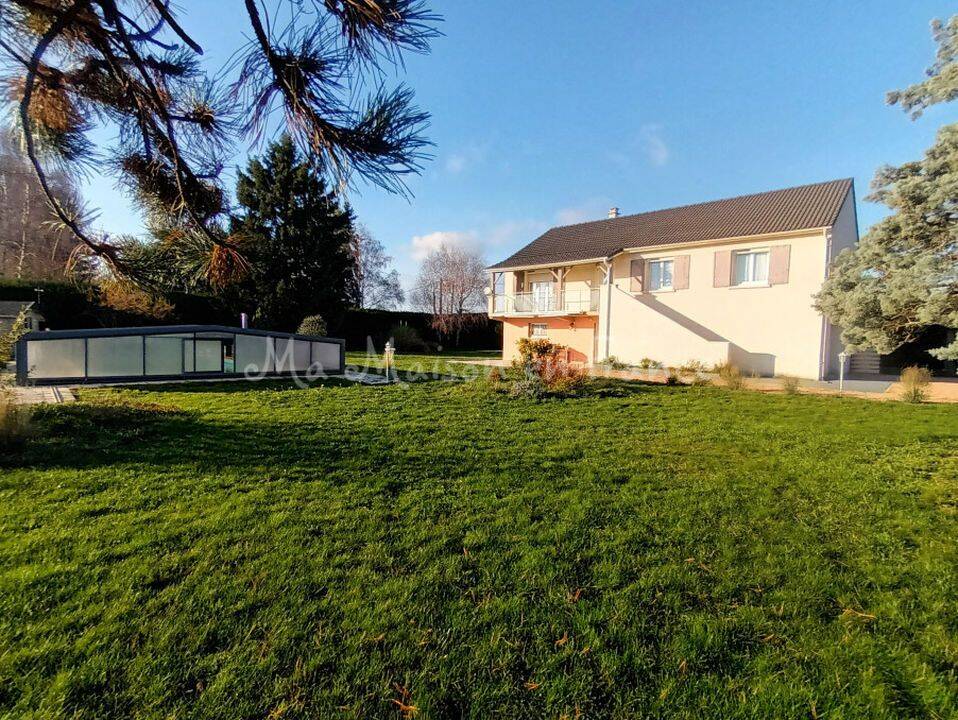 Maison 4 pièces 99 m² · à Gannat · 99 m² · 260 000 €