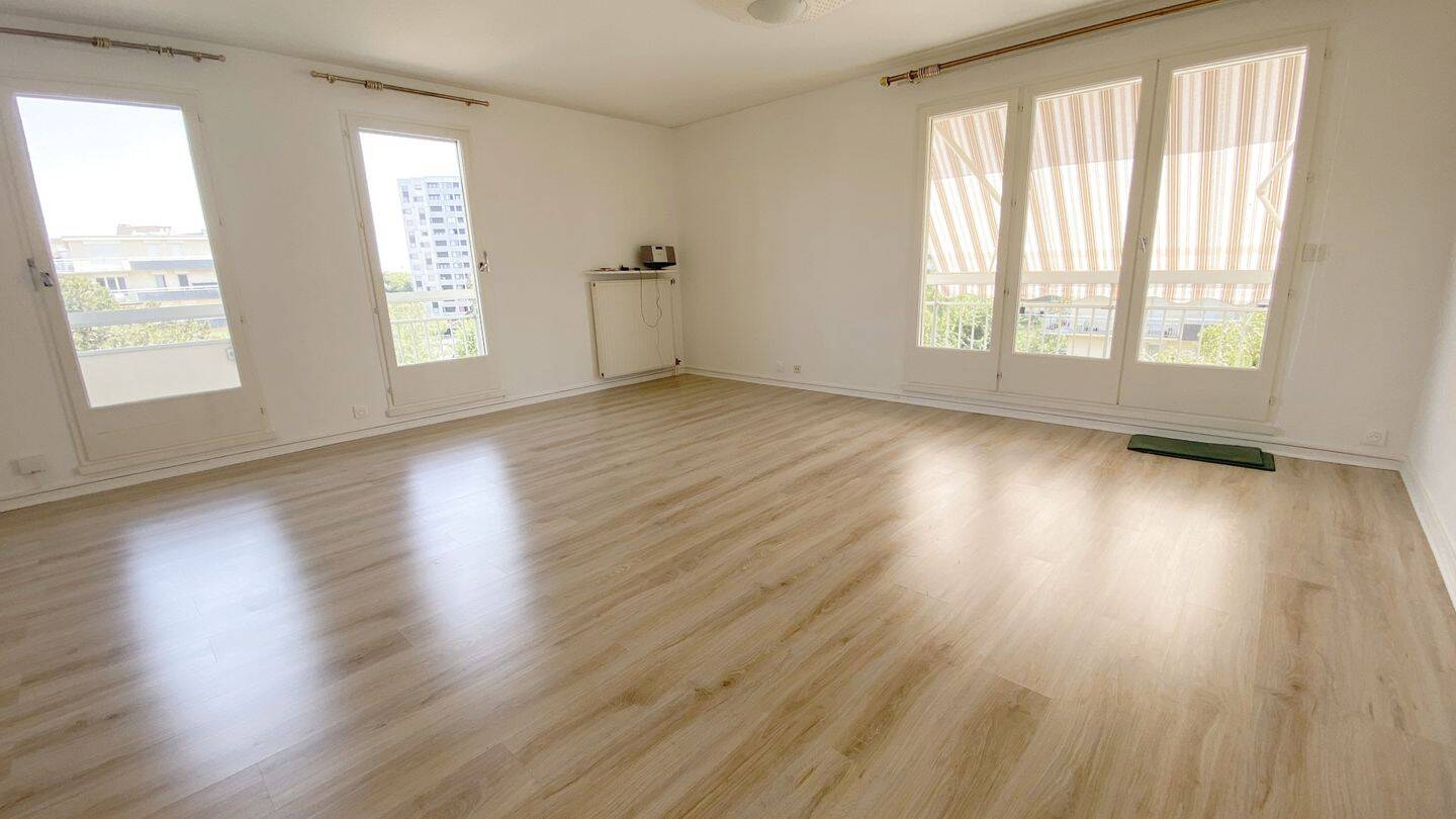 Appartement 4 pièces 73 m² · à Angers · 72,7 m² · 850 €