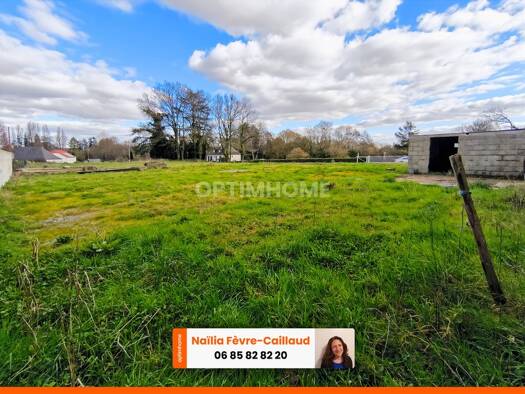Terrain constructible à vendre 65 900 € 2 720 m² de terrain Petit-Auverné 44670