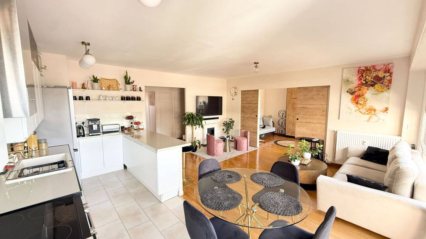 Appartement 3 pièces 85 m² · à Lille · 84,6 m² · 279 000 €