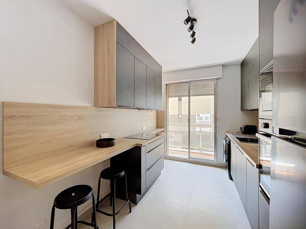 Appartement 3 pièces 69 m² · à Lyon 6ème Arrondissement · 69 m² · 1 620 €