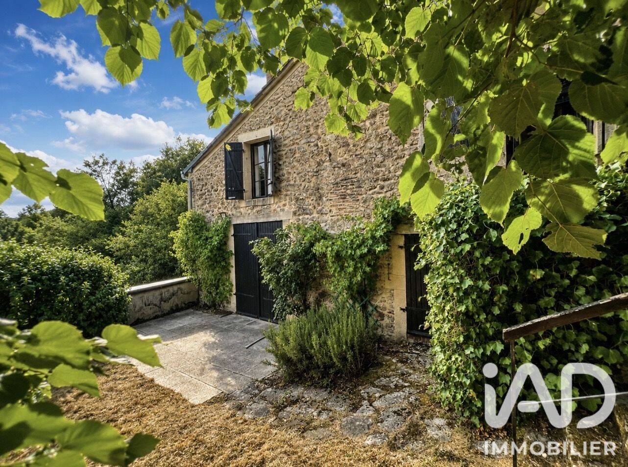 Maison 4 pièces 105 m² · à Cussy-en-Morvan · 105 m² · 125 000 €