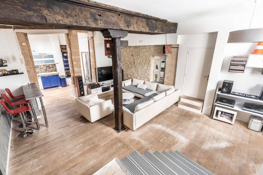 Appartement 2 pièces 93 m² · à Paris 4ème Arrondissement · 93 m² · 3 400 €/mois