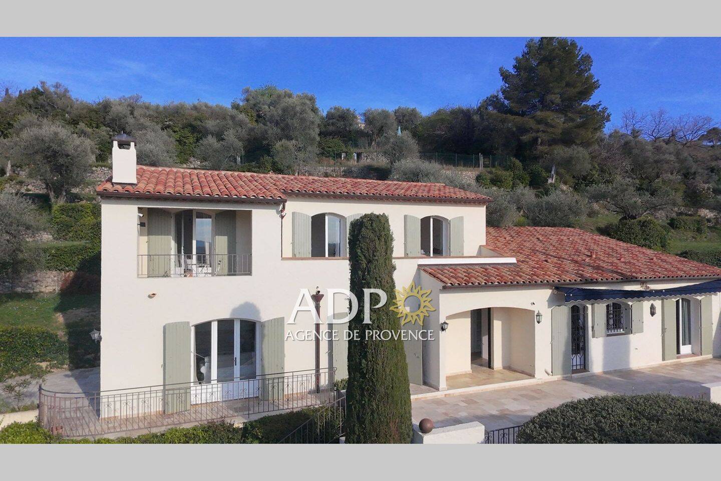 Maison 7 pièces 250 m² · à Valbonne · 250 m² · 1 698 000 €