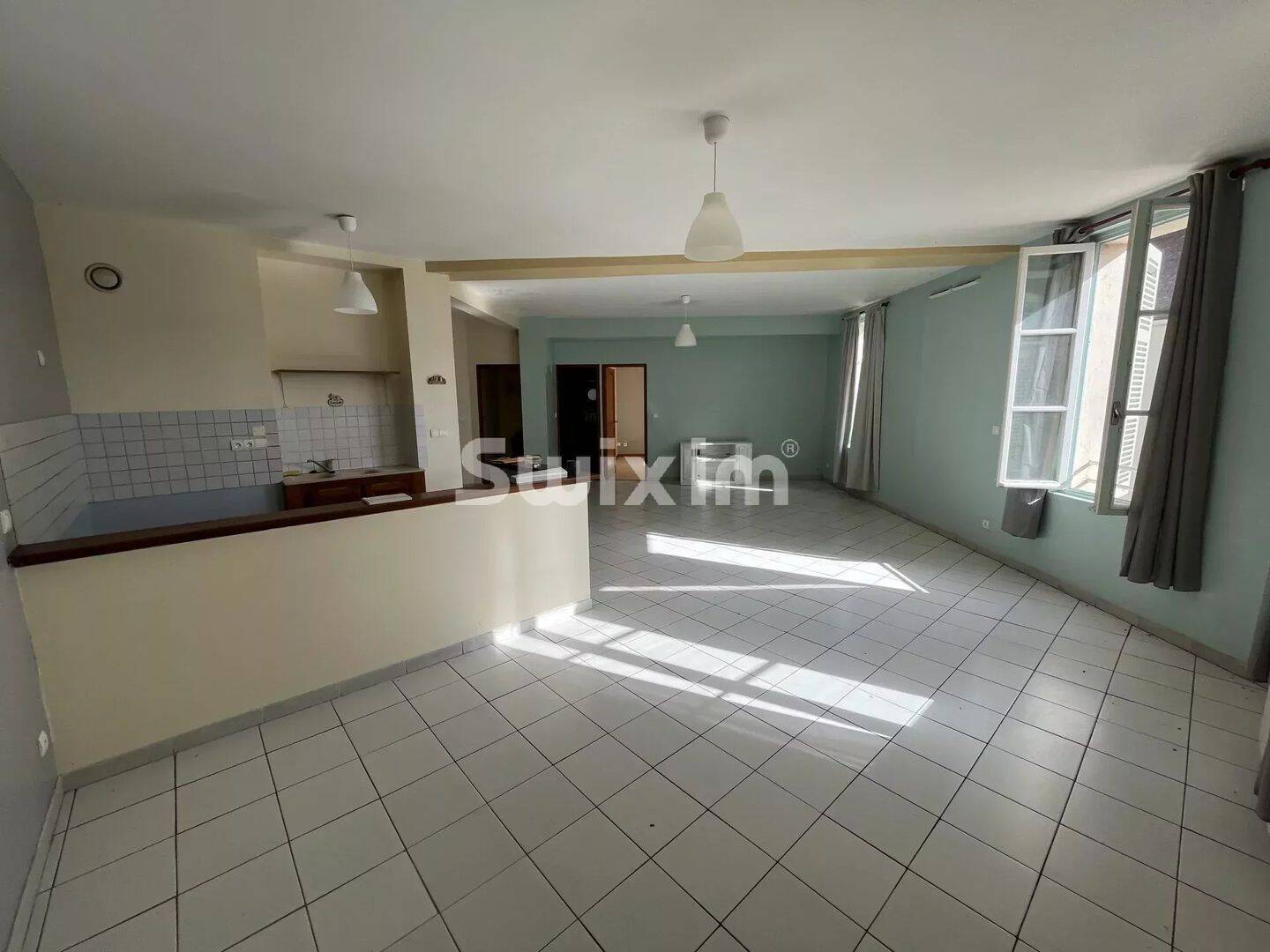 Appartement 17 pièces 526 m² · à Ancy-le-Franc · 526,1 m² · 180 000 €