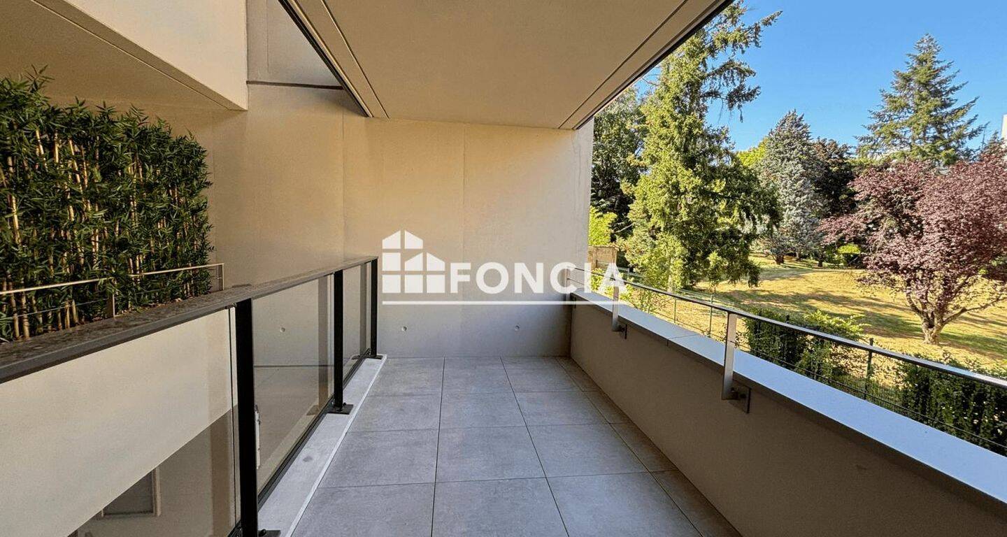 Appartement 3 pièces 59 m² · à Écully · 58,8 m² · 1 228 €