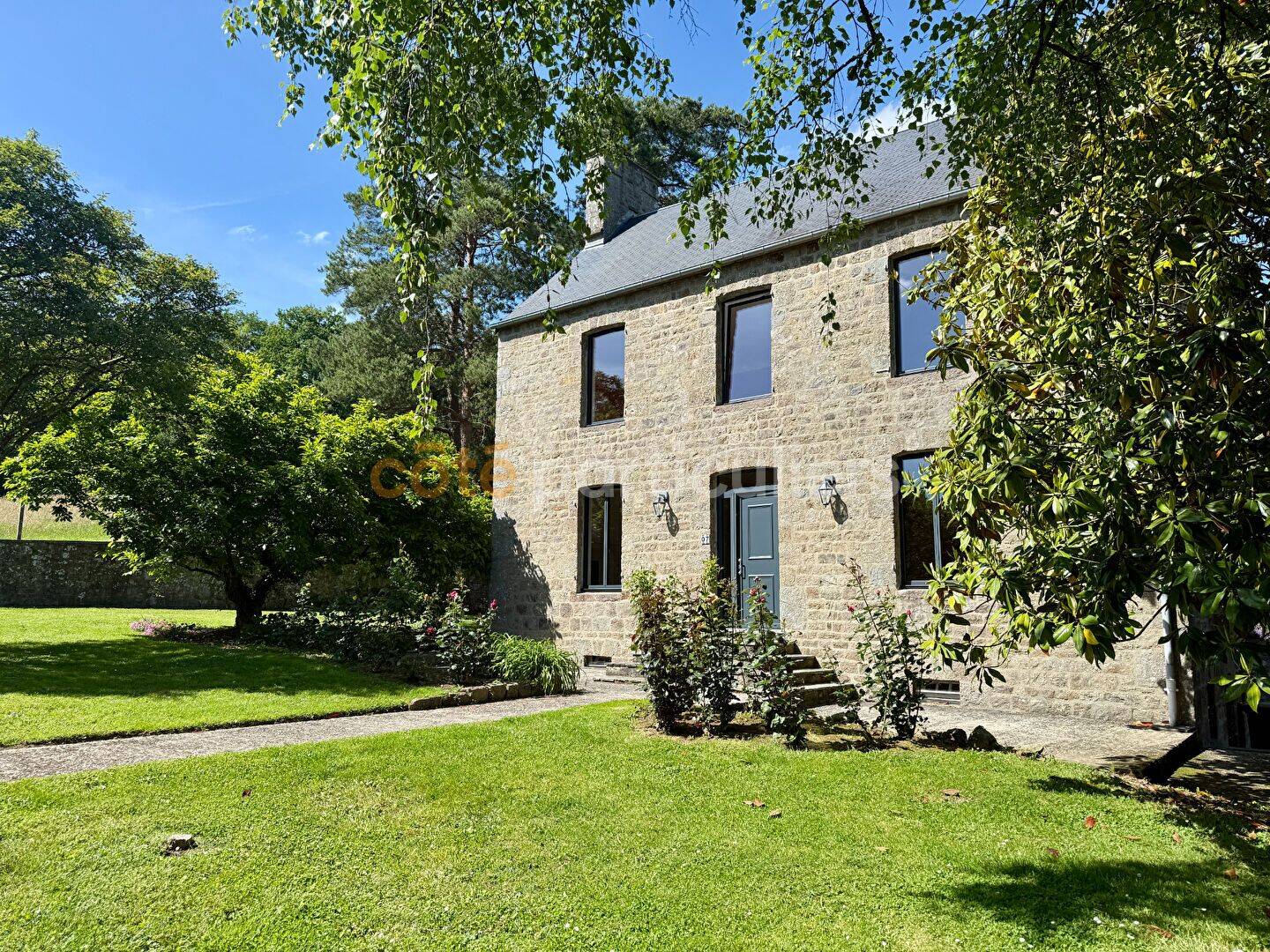 Maison 7 pièces 170 m² · à Condé-sur-Vire · 170 m² · 319 000 €