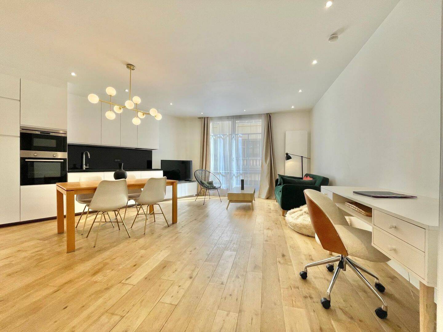 Appartement 2 pièces 49 m² · à Paris 2ème Arrondissement · 49 m² · 2 170 €