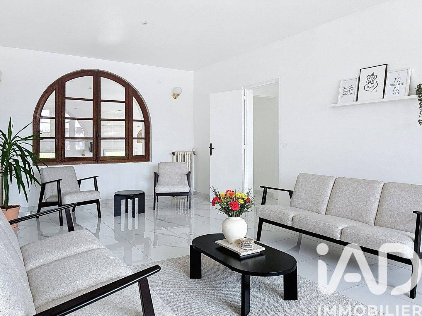 Maison 8 pièces 226 m² · à Saint-Valérien · 226 m² · 284 000 €