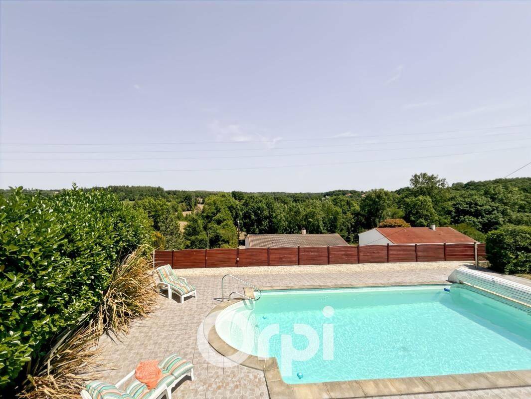Maison 5 pièces 186 m² · à Rives de l'Yon · 186 m² · 377 000 €