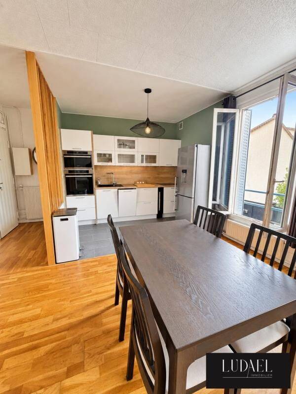 Appartement 3 pièces 64 m² · à Courbevoie · 64 m² · 1 880 €/mois