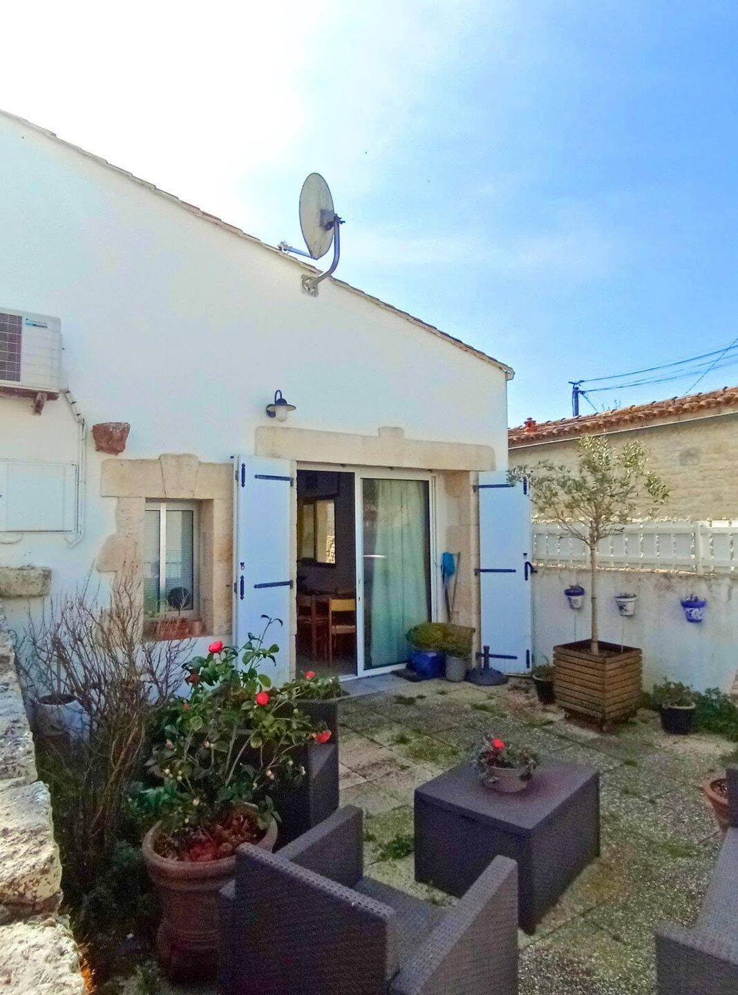 Maison 3 pièces 53 m² · à Saint-Pierre-d'Oléron · 52,8 m² · 215 000 €