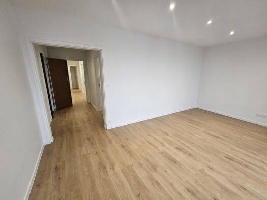 Appartement à vendre 397 000 € 3 pièces 2 chambres 65 m² Étage 8/8 Bas Montreuil-Etienne Marcel-Chanzy Montreuil 93100