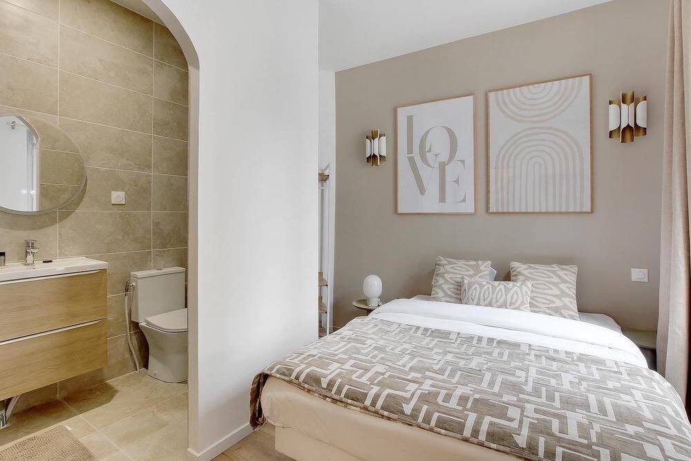 1 pièce 34 m² · à Asnières-sur-Seine · 34 m² · 880 €