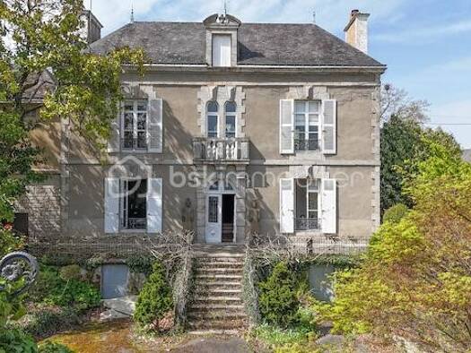 Espace bureau à vendre 1 295 000 € 263 m² de bureaux Zone Industrielle du Prat Vannes 56000