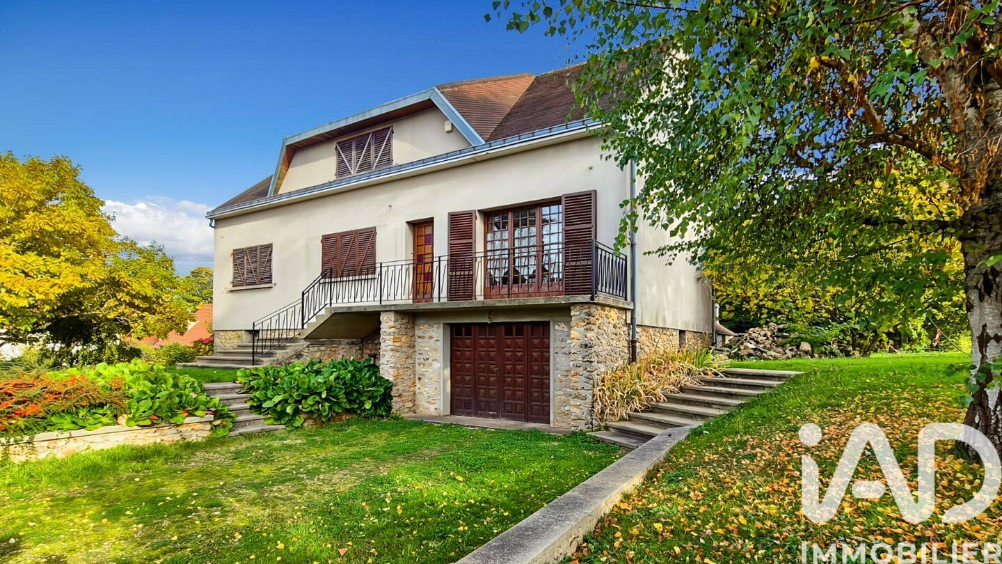 Maison 7 pièces 181 m² · à Bouleurs · 181 m² · 342 000 €