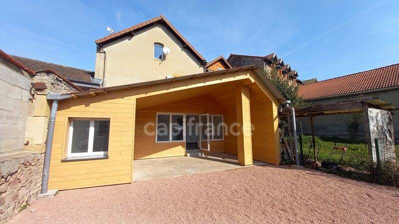 Maison 5 pièces 110 m² · à Chauffailles · 110 m² · 148 000 €