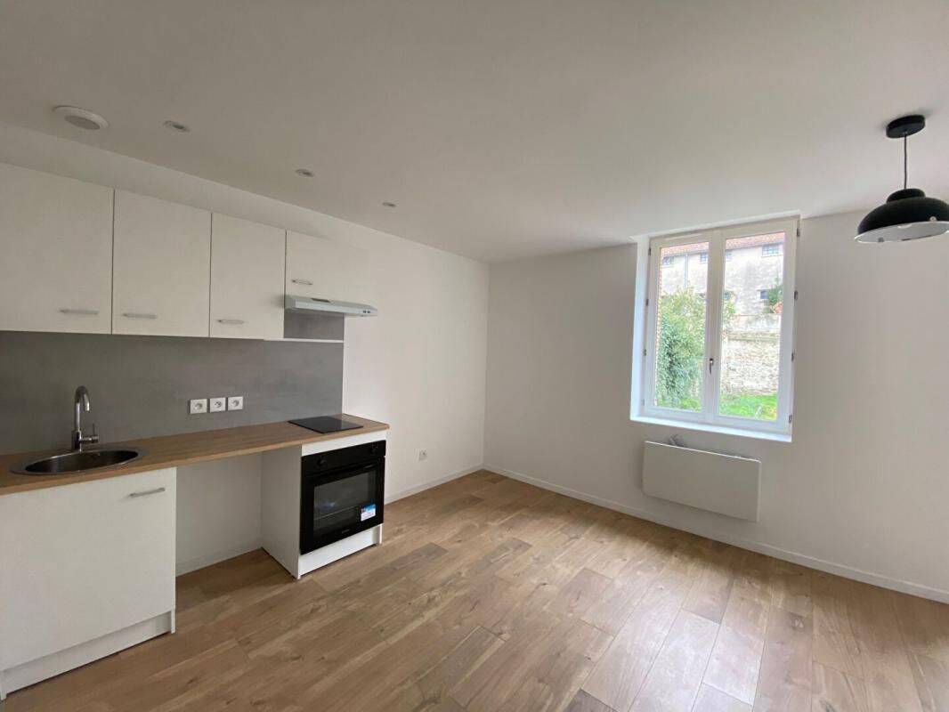 Appartement 1 pièce 33 m² · à Mazamet · 33 m² · 450 €/mois