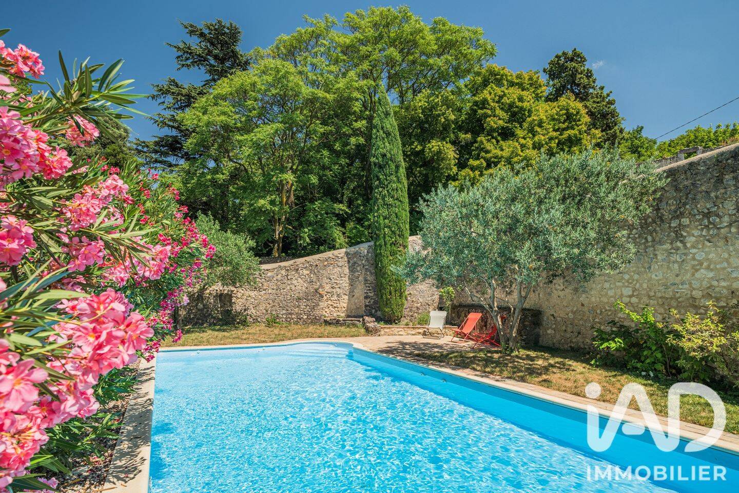 Maison 10 pièces 208 m² · à Livron-sur-Drôme · 208 m² · 530 000 €