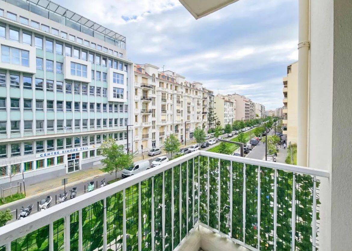 Appartement 4 pièces 70 m² · à Nice · 70 m² · 2 350 €/mois
