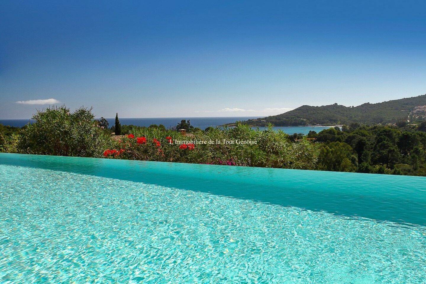 Maison 5 pièces 195 m² · à Conca · 195 m² · 1 370 000 €