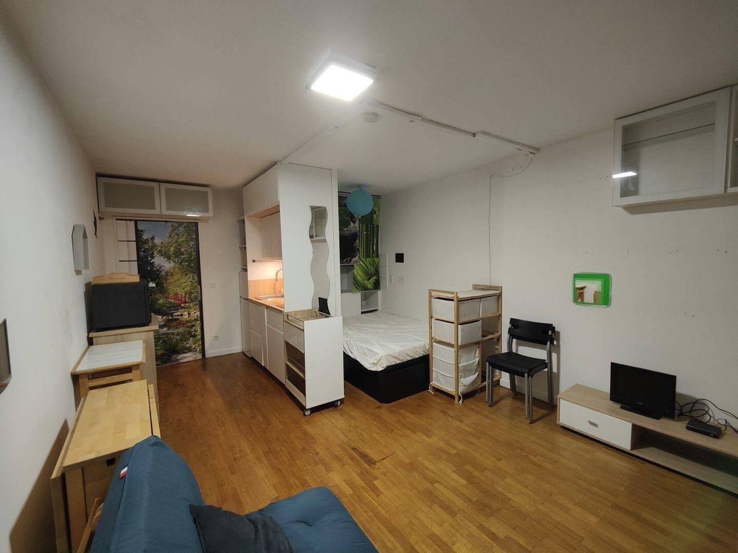 Appartement 1 pièce 30 m² · à Issy-les-Moulineaux · 30 m² · 990 €