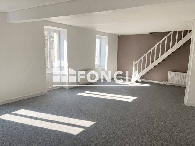 Appartement 4 pièces 115 m² · à Flers · 114,8 m² · 740 €