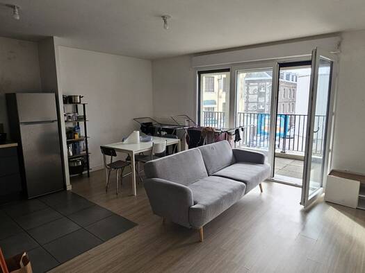 Appartement à vendre 169 000 € 3 pièces 2 chambres 67 m² Étage 1/8 Saint Clément-Jardin des Plantes-Grammont Rouen 76100