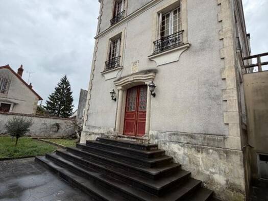 Immeuble à vendre 237 000 € 353 m² République-Manutention Nevers 58000