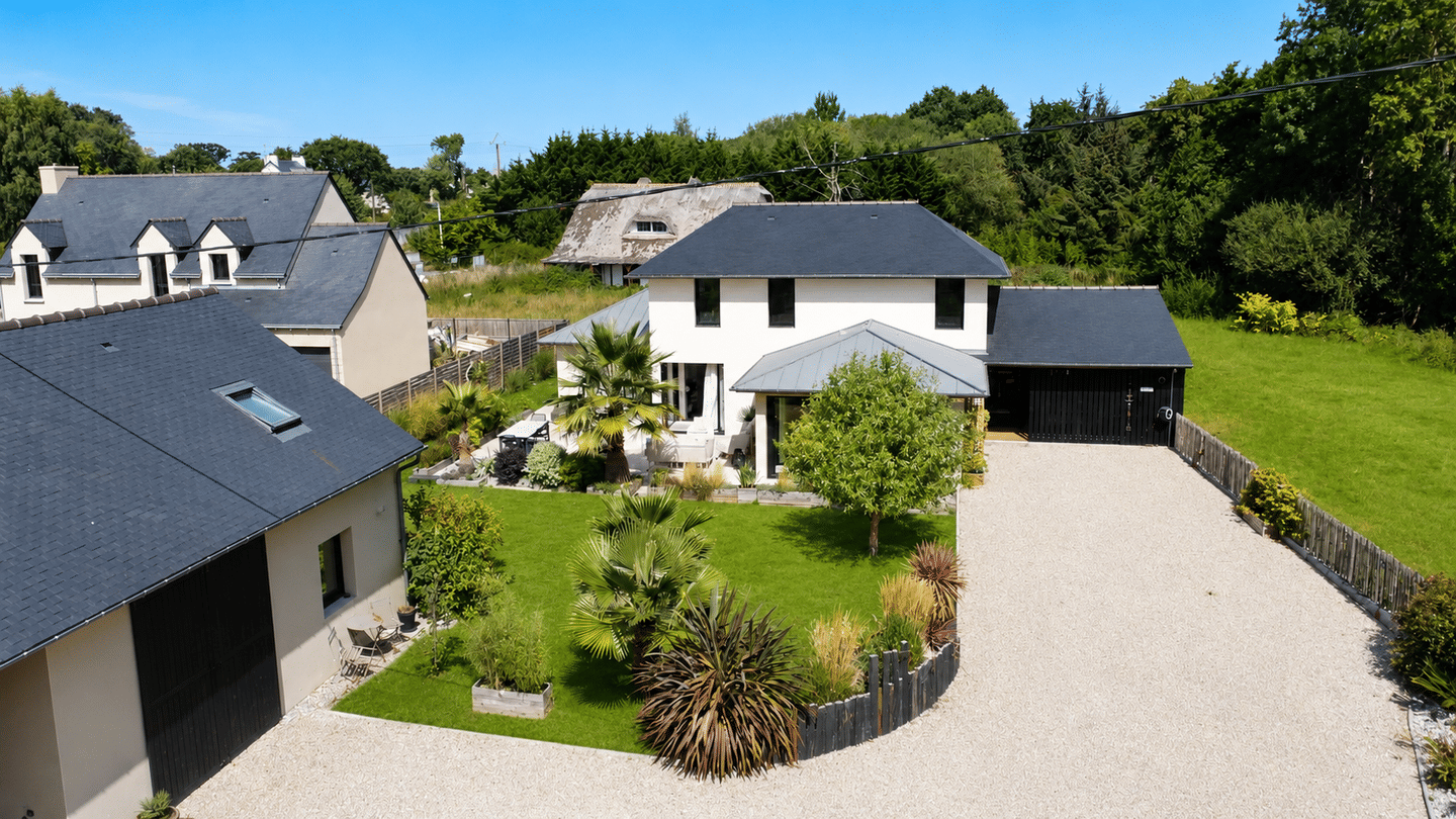 Maison 7 pièces 142 m² · à Saint-Lunaire · 142 m² · 995 000 €