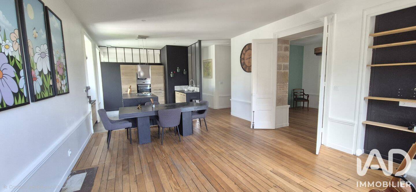 Appartement 4 pièces 113 m² · à Lons-le-Saunier · 112,7 m² · 229 000 €