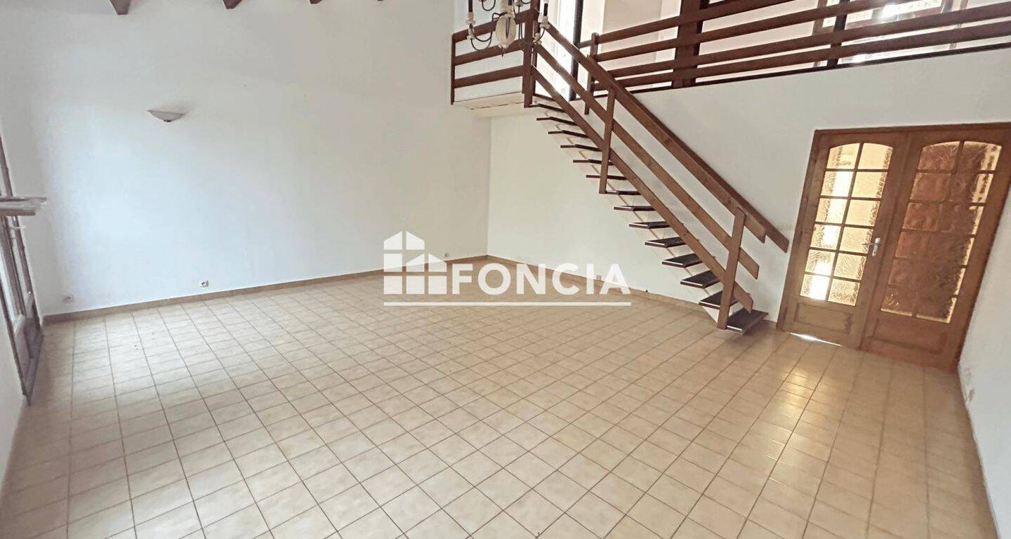 Maison 5 pièces 112 m² · à Lunel · 111,8 m² · 1 200 €/mois