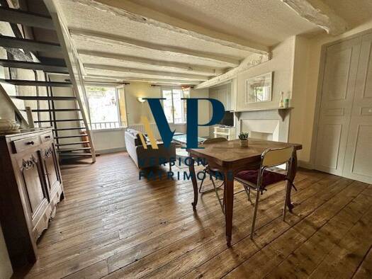 Appartement à louer 470 € 2 pièces 1 chambre 54,8 m² Étage 4/4 Tulle 19000