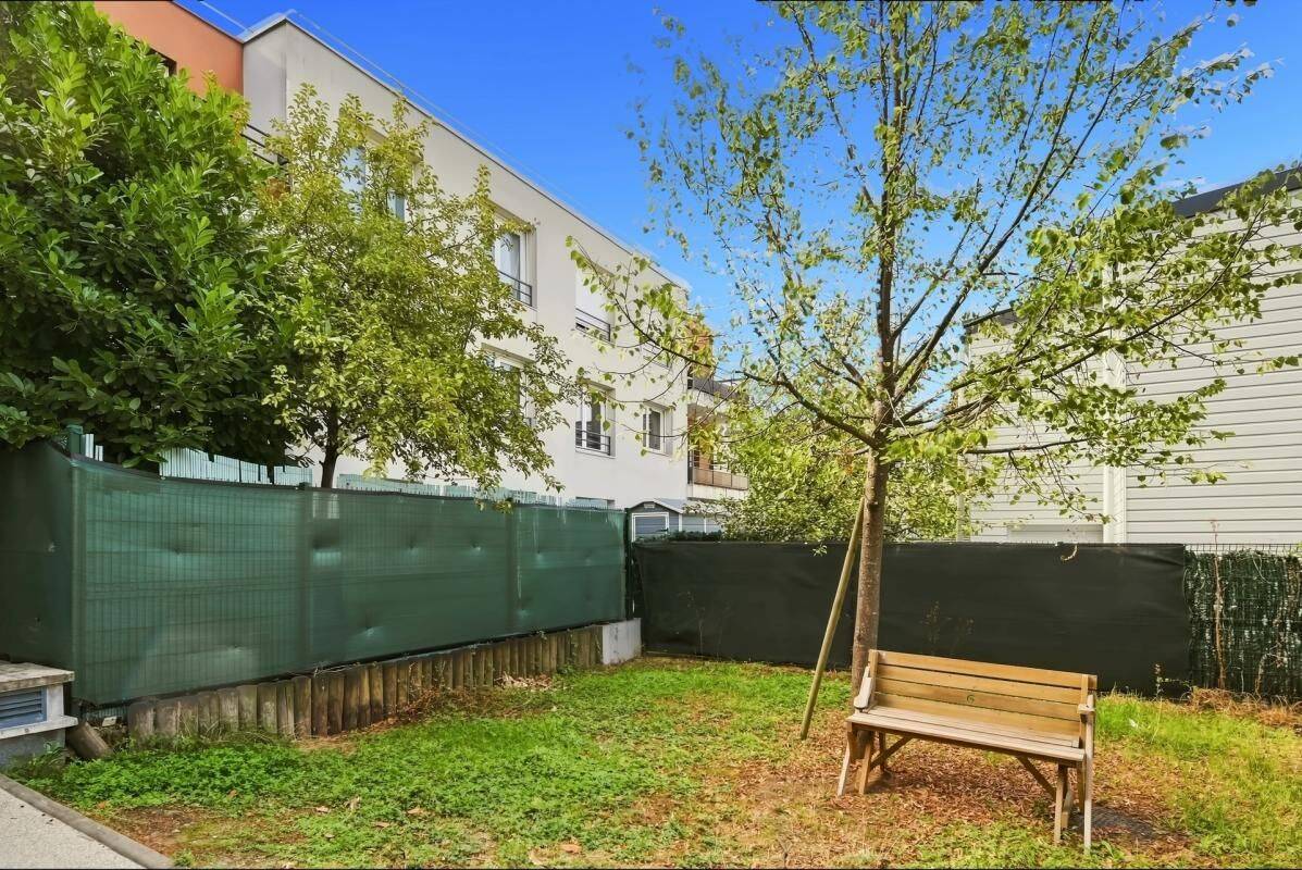 Appartement 3 pièces 73 m² · à Romainville · 73 m² · 326 500 €