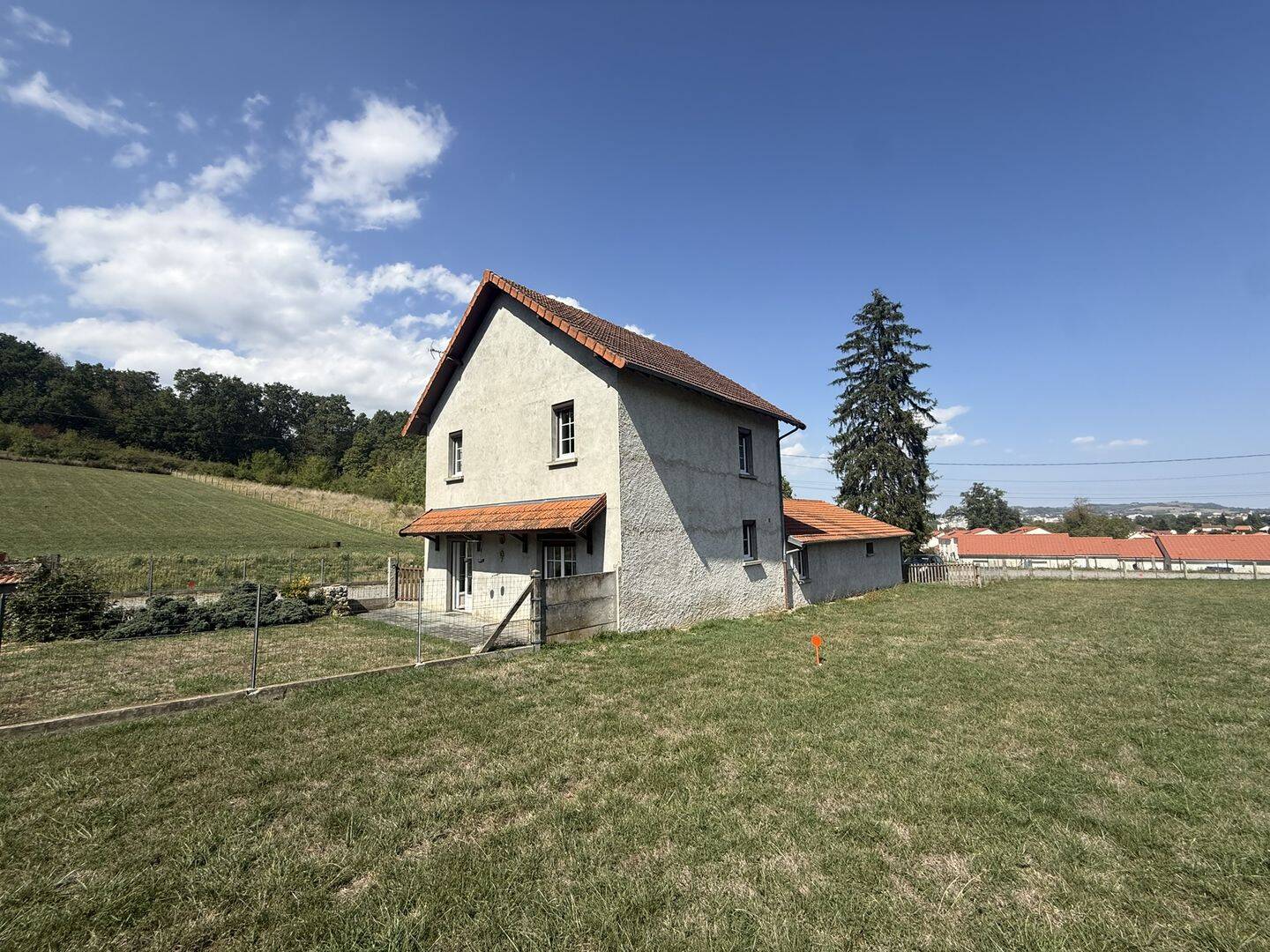 Maison 5 pièces 106 m² · à Bellerive-sur-Allier · 106 m² · 148 000 €